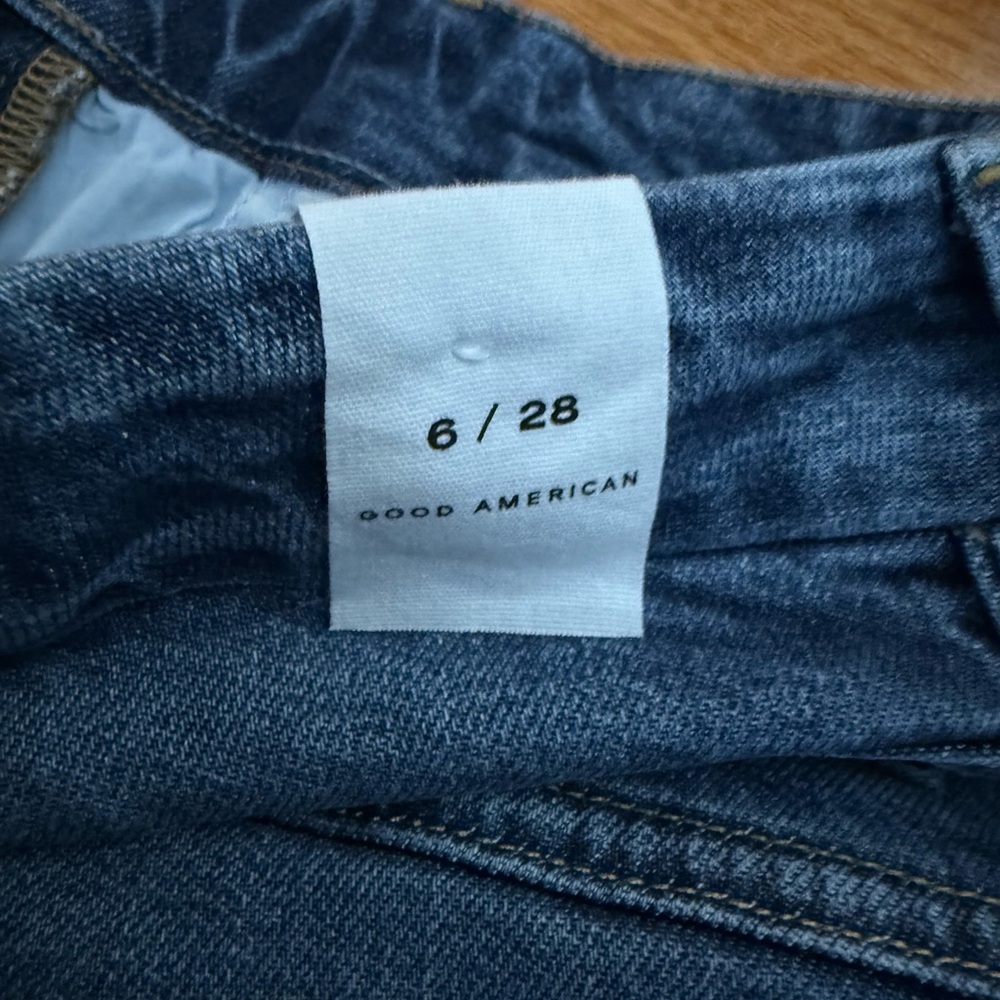 NWT Good American Jeans